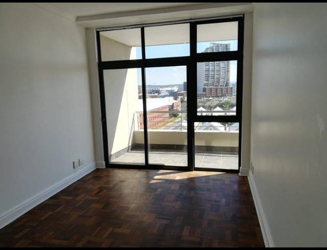 2 BEDROOM APARTMENT FOR SALE IN POINT WATERFRONT